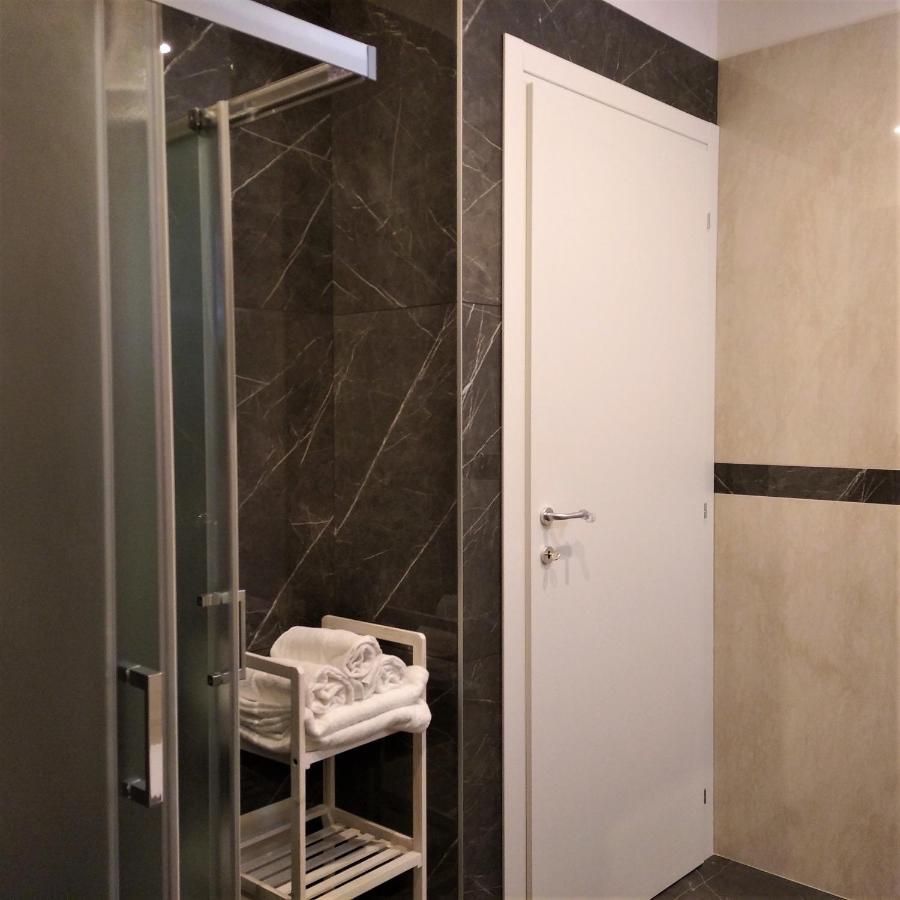 Apartament Astrid House Stresa Zewnętrze zdjęcie